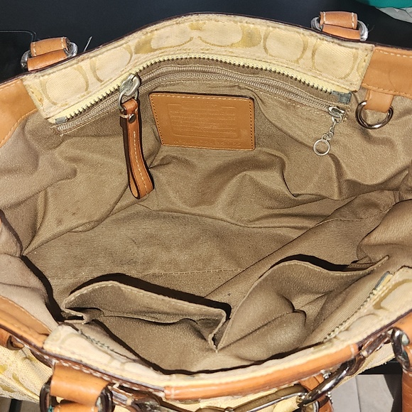 Coach Signature Hampton Handbag - Picture 6 of 10